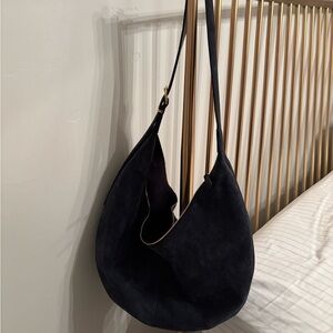 Madewell essential curve shoulder bag